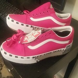 COPY - Vans off the wall platform shoes